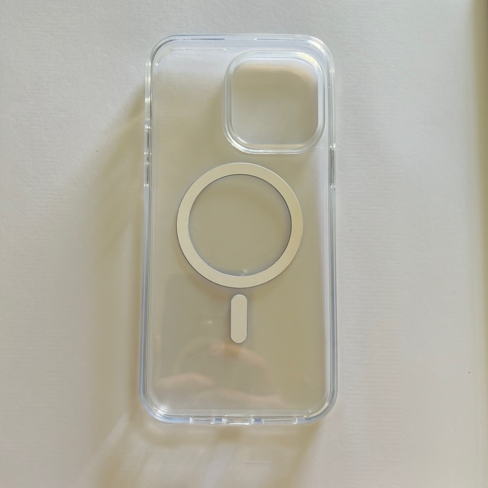 iPhone 14 Pro. Brand new transparent case with mag safe